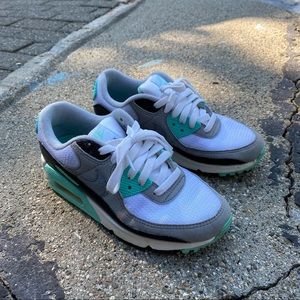 Nike Air Max 90